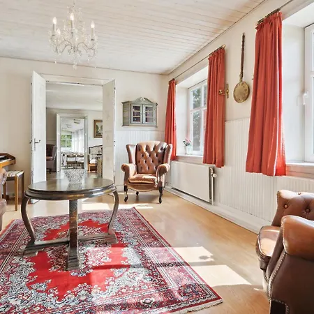 Foldingbro بيت للعطل